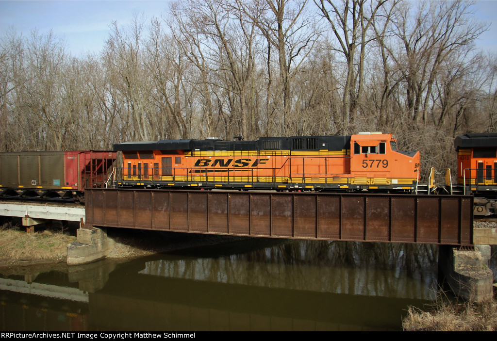 BNSF 5779 - DPU